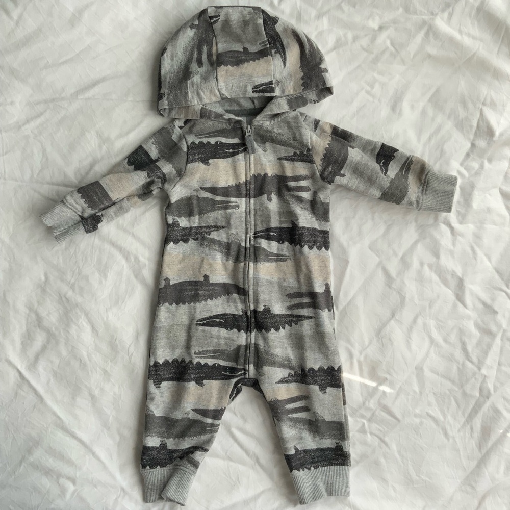 Carter’s Alligator Hooded Romper – 6 Months